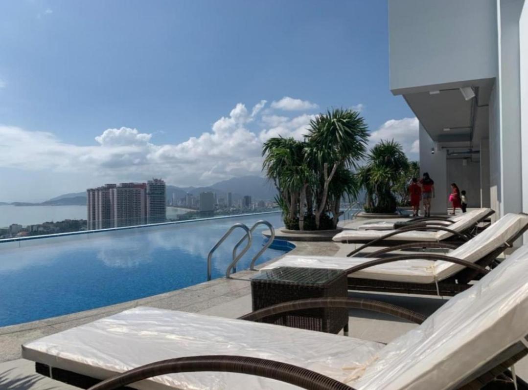Beachfront Scenia Bay Apartment 芽庄 外观 照片